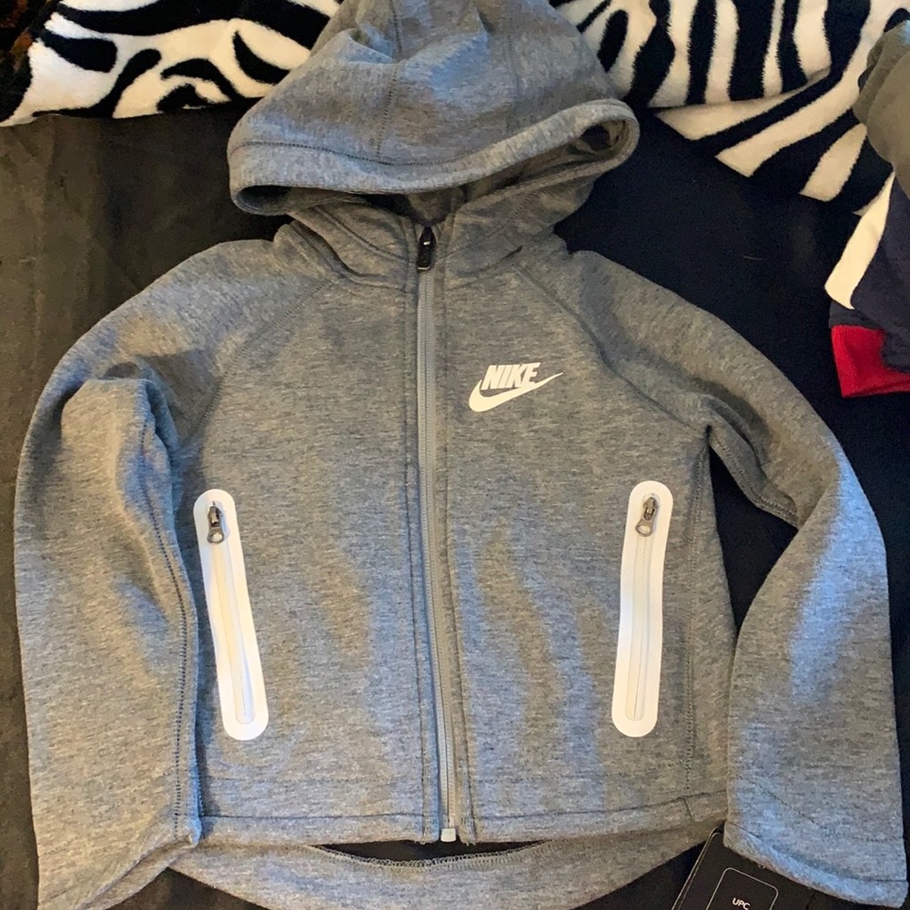 GIRLS GREY NIKE TECH